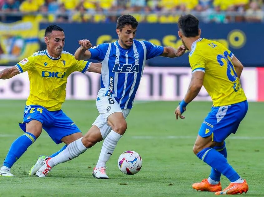 Trận đấu Alaves Vs Cadiz