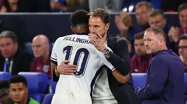 HLV Gareth Southgate gây ra nhiều tranh cãi ở đội tuyển Anh