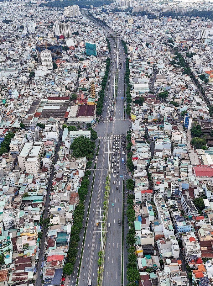 Đại lộ 14 km thay đổi diện mạo nội đô TP HCM
