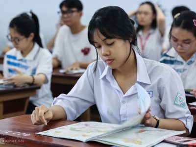 Thí sinh choáng vì đề thi đánh giá năng lực gần 10 môn