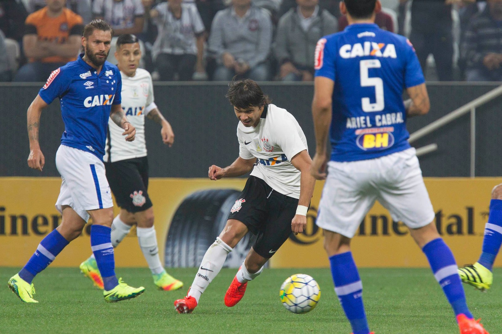 Corinthians vs Cruzeiro, 21h00 ngày 20/11/2024