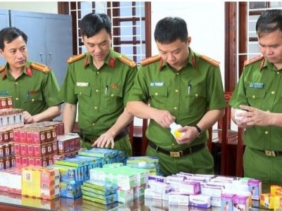 Thủ tướng: Làm rõ trách nhiệm cấp phép, kiểm định trong các vụ sữa giả, thuốc giả