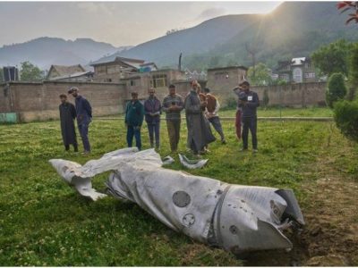 Pakistan tuyên bố sớm ‘san bằng tỷ số’, Thủ tướng Ấn Độ hủy chuyến công du châu Âu