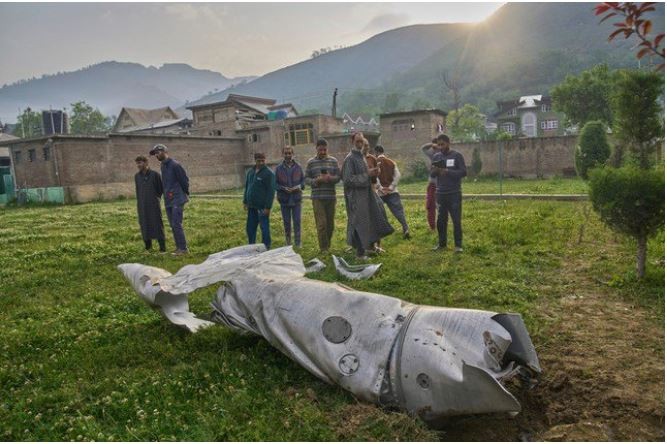Pakistan tuyên bố sớm 'san bằng tỷ số', Thủ tướng Ấn Độ hủy chuyến công du châu Âu
